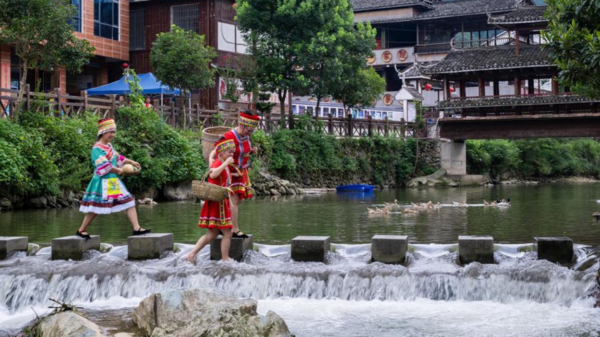 暑期旅游热